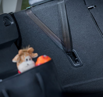 ISOFIX a V-popruh drží a nepustí